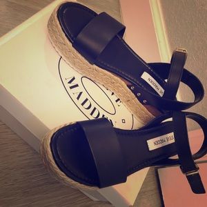 Steve Madden platform sandal